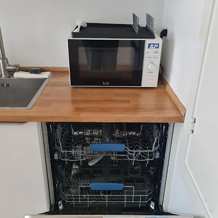 Two Storey Beautiful Location In 公寓