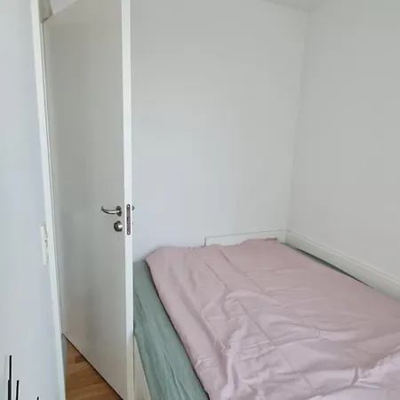 公寓 Two Storey Beautiful Location In *