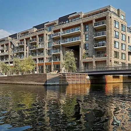 Two Storey Beautiful Location In * Koppenhága