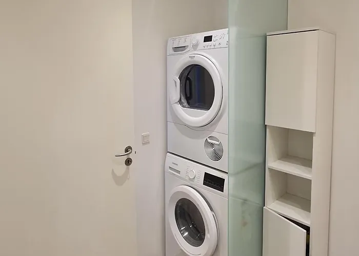 Two Storey Beautiful Location In Koppenhága